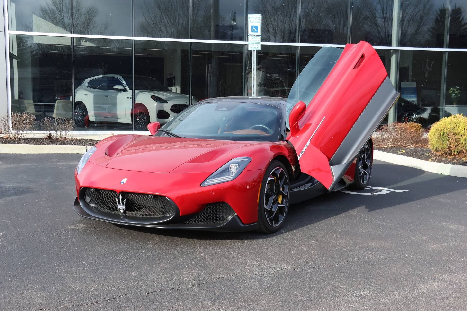 Used 2024 Maserati MC20 Cielo image 16