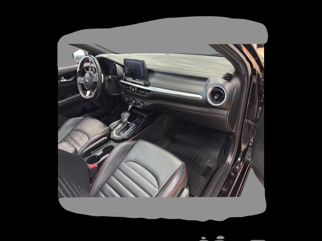Used 2021 Kia Forte GT w/ GT2 Package image 6