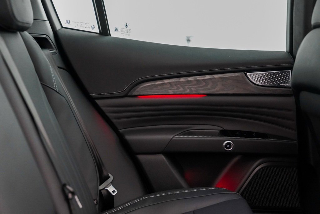New 2025 Maserati Grecale Modena image 33