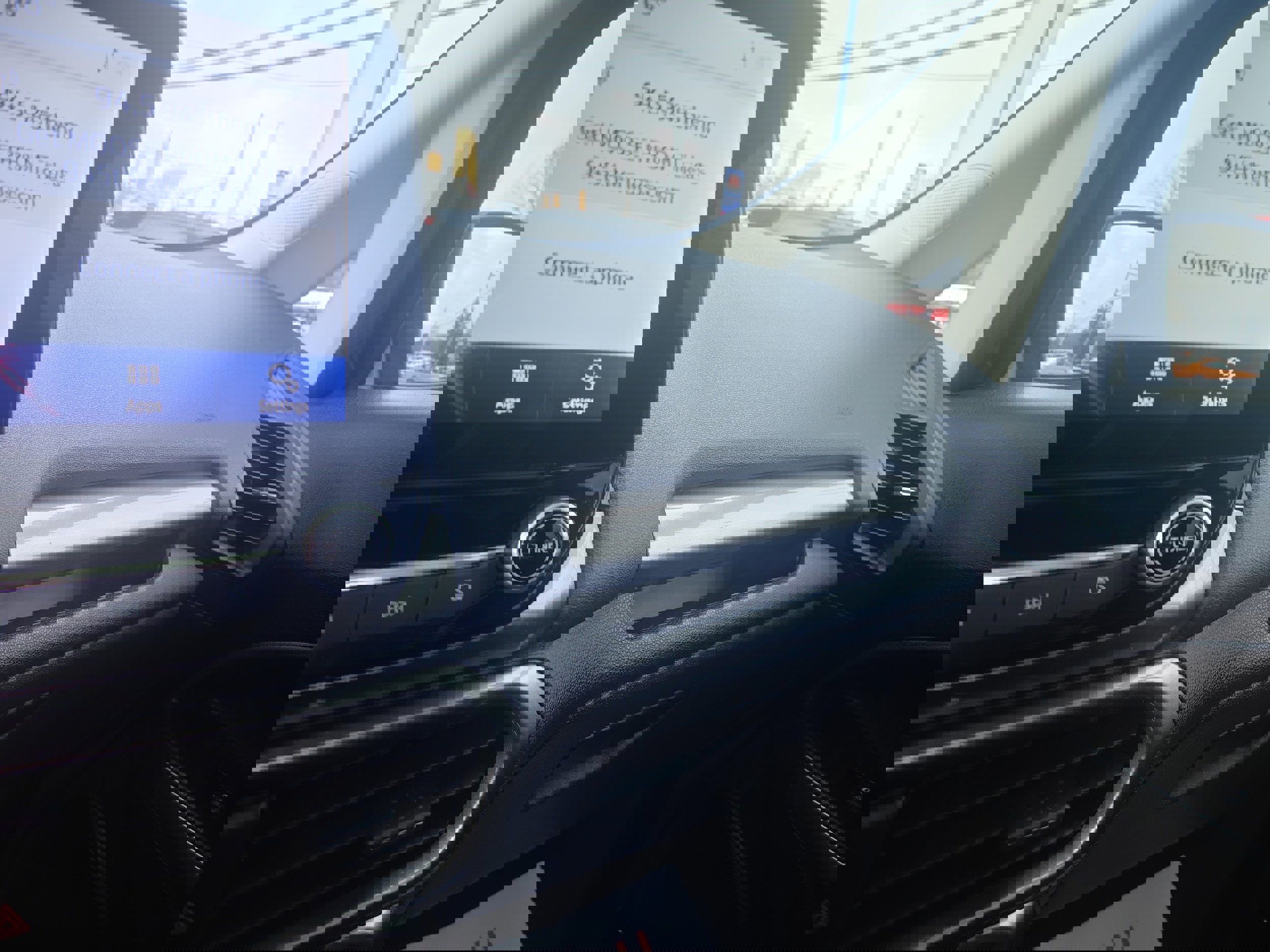 Used 2020 Ford EcoSport SE w/ SE Convenience Package image 16