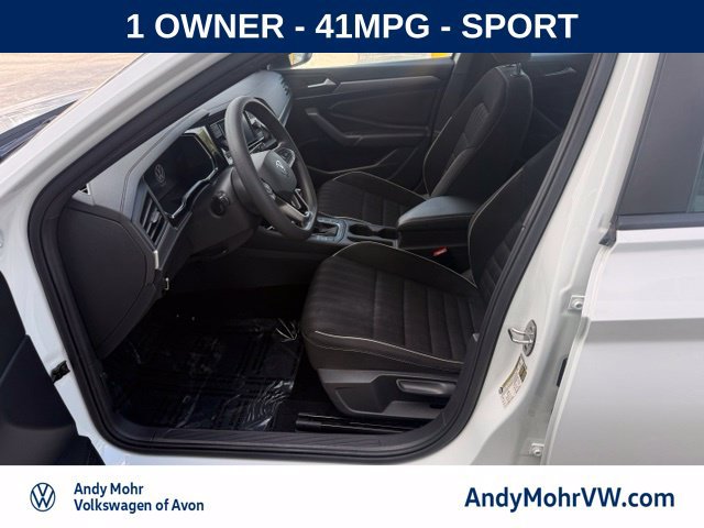 Used 2022 Volkswagen Jetta Sport FWD image 11