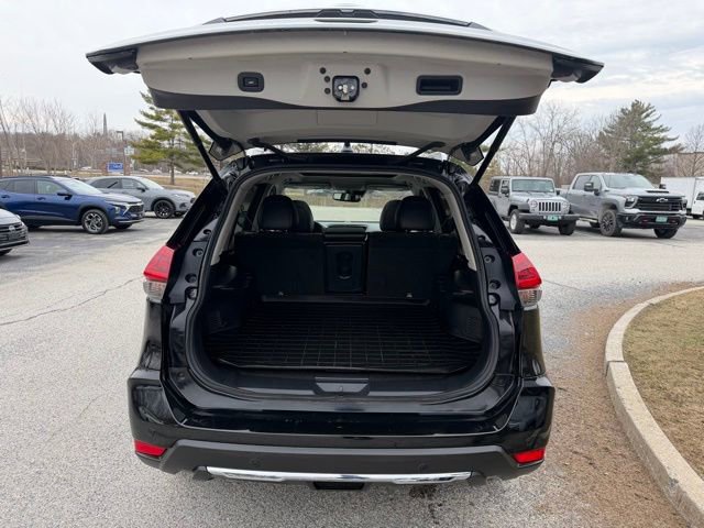 Used 2020 Nissan Rogue SL w/ Premium Package image 11