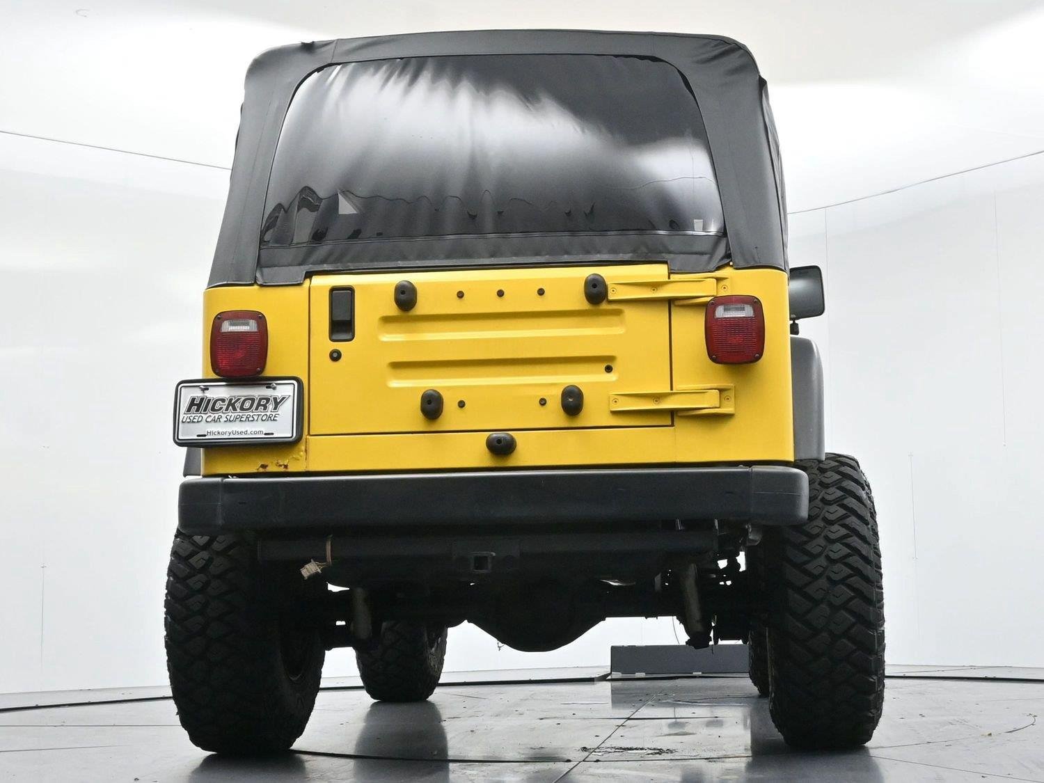 Used 2002 Jeep Wrangler X AWD/4WD image 42