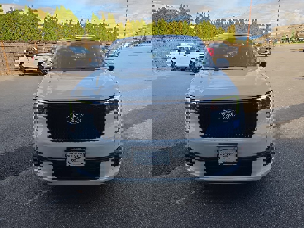 New 2025 Ford Maverick Lobo image 3