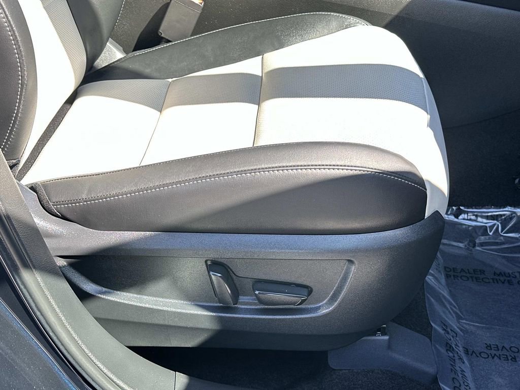 Certified 2025 INFINITI QX55 Luxe w/ Cargo Package image 38