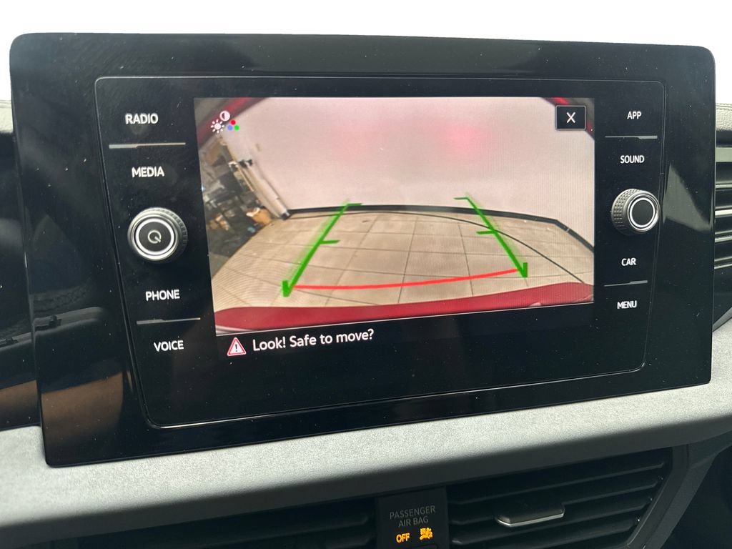 Used 2025 Volkswagen Jetta SE FWD image 64