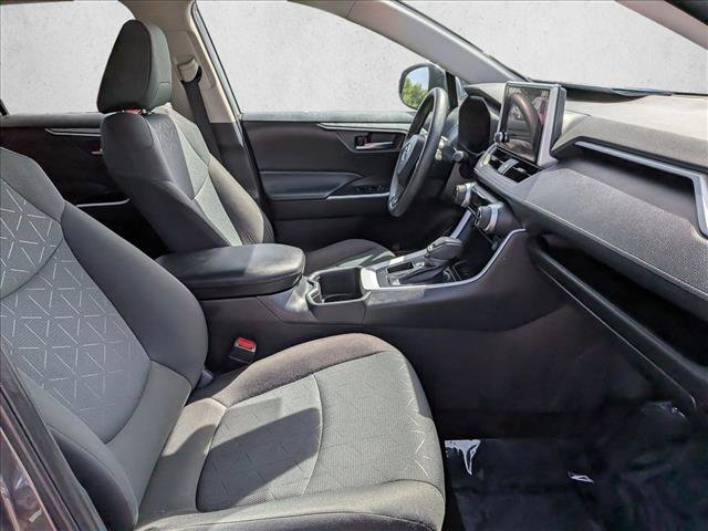 Used 2024 Toyota RAV4 XLE FWD image 26