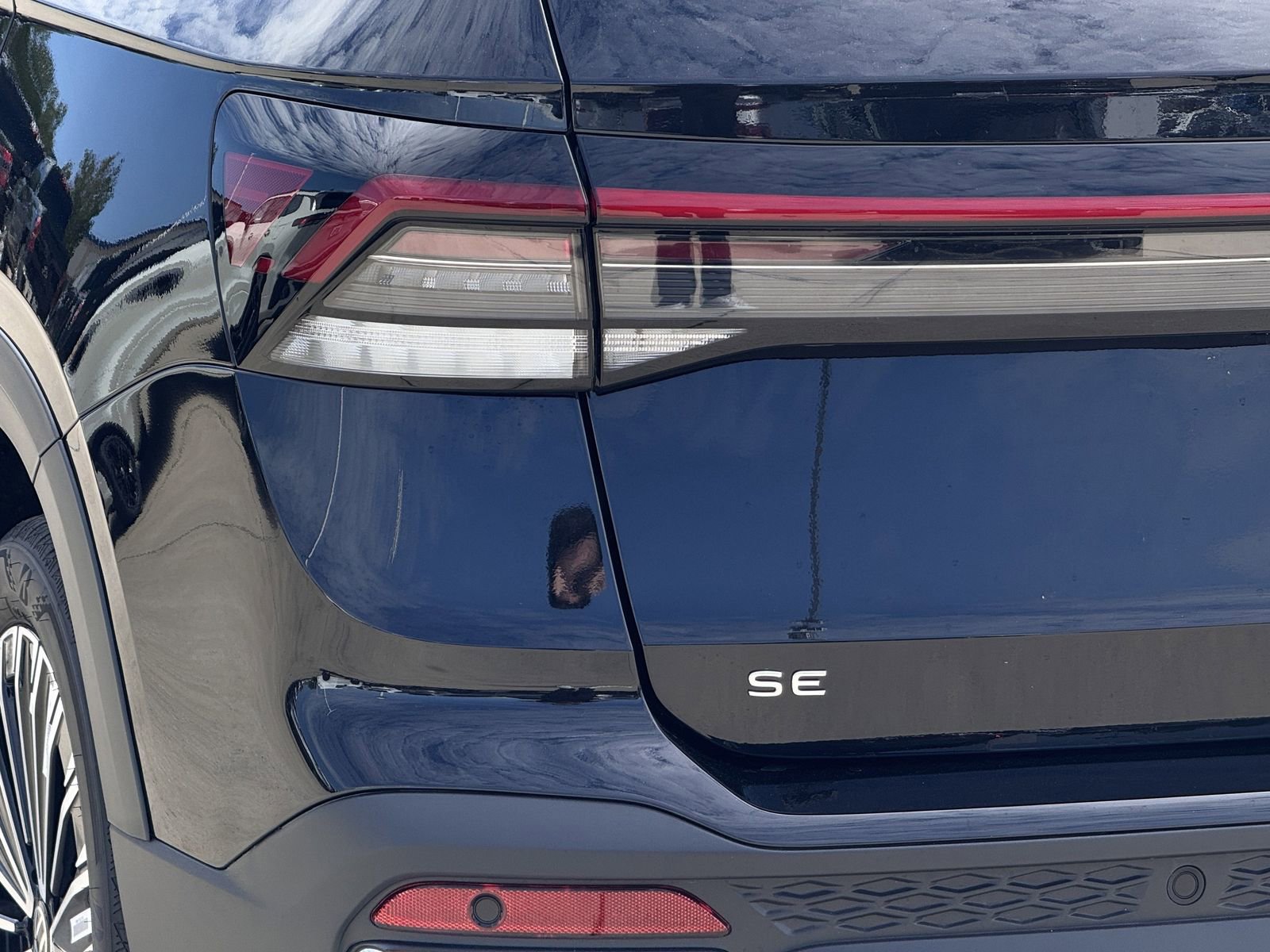 New 2026 Volkswagen Taos SE image 11