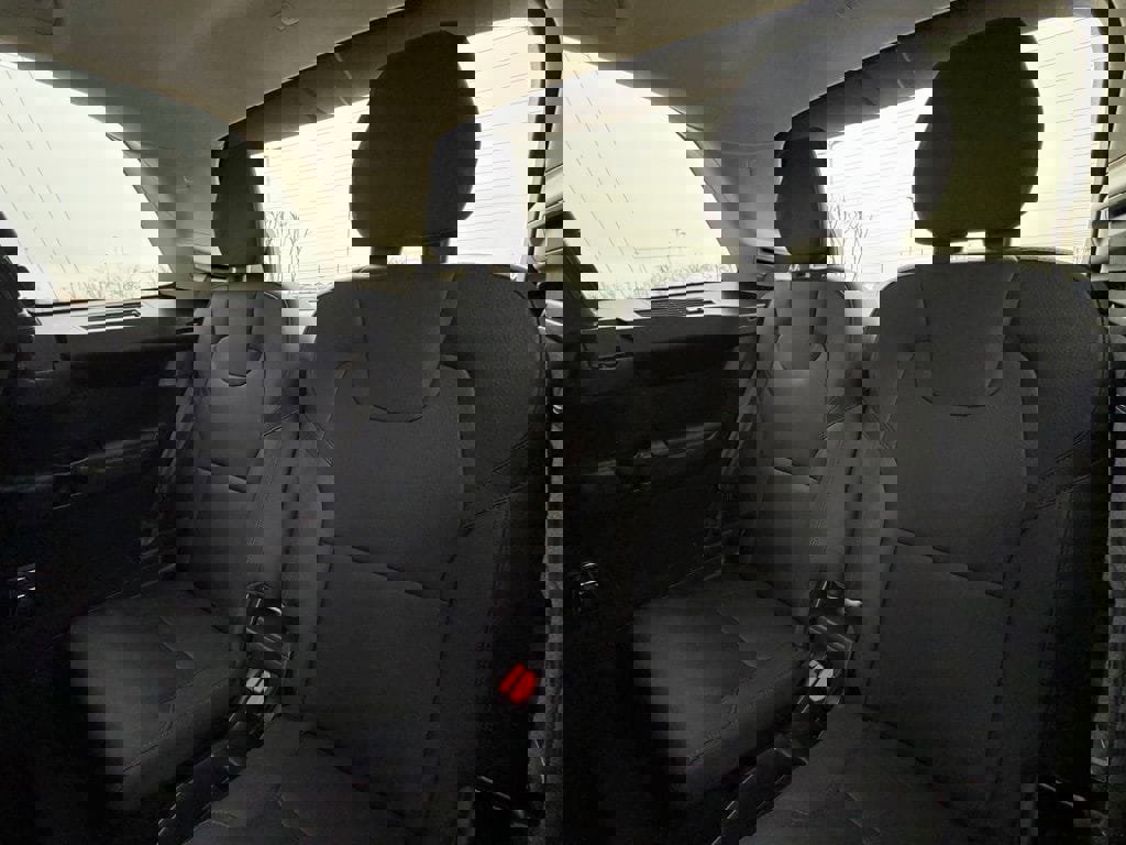 Used 2025 Volvo XC90 T8 Plus w/ Protection Package Premier image 25