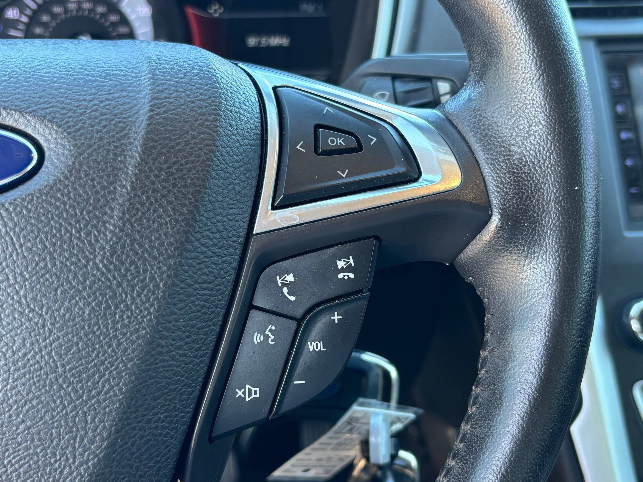 Used 2016 Ford Fusion SE image 18