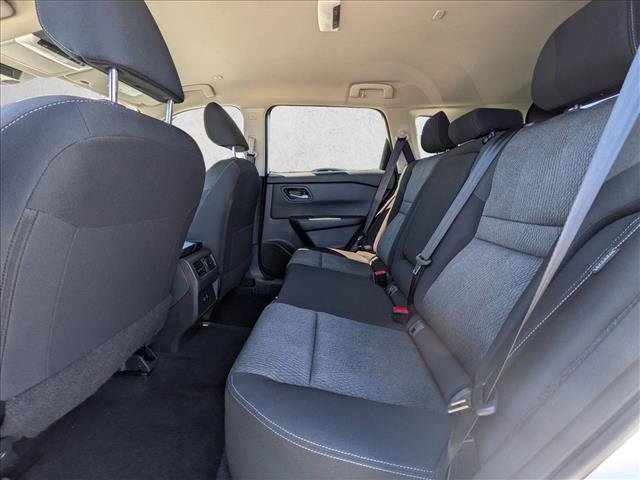 Used 2024 Nissan Rogue SV image 19