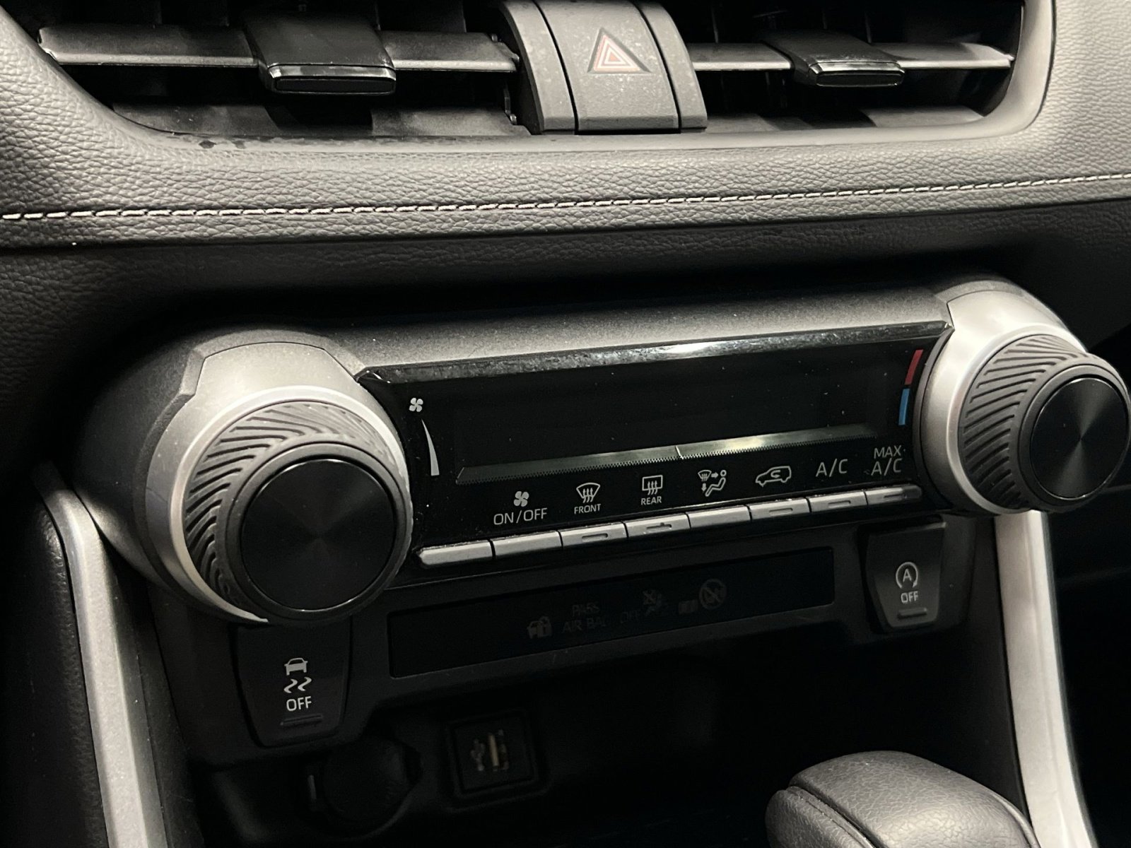 Used 2024 Toyota RAV4 LE image 17