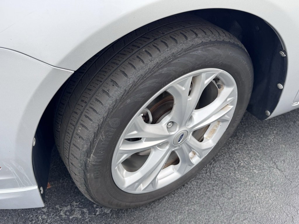 Used 2012 Ford Fusion SE image 9