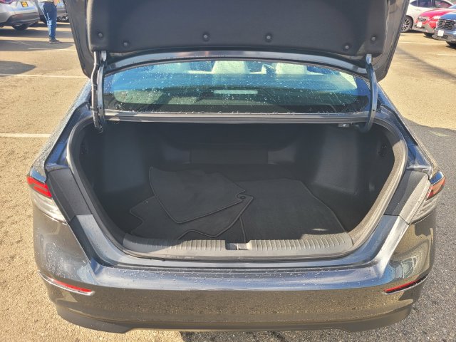 Used 2024 Honda Accord LX image 11