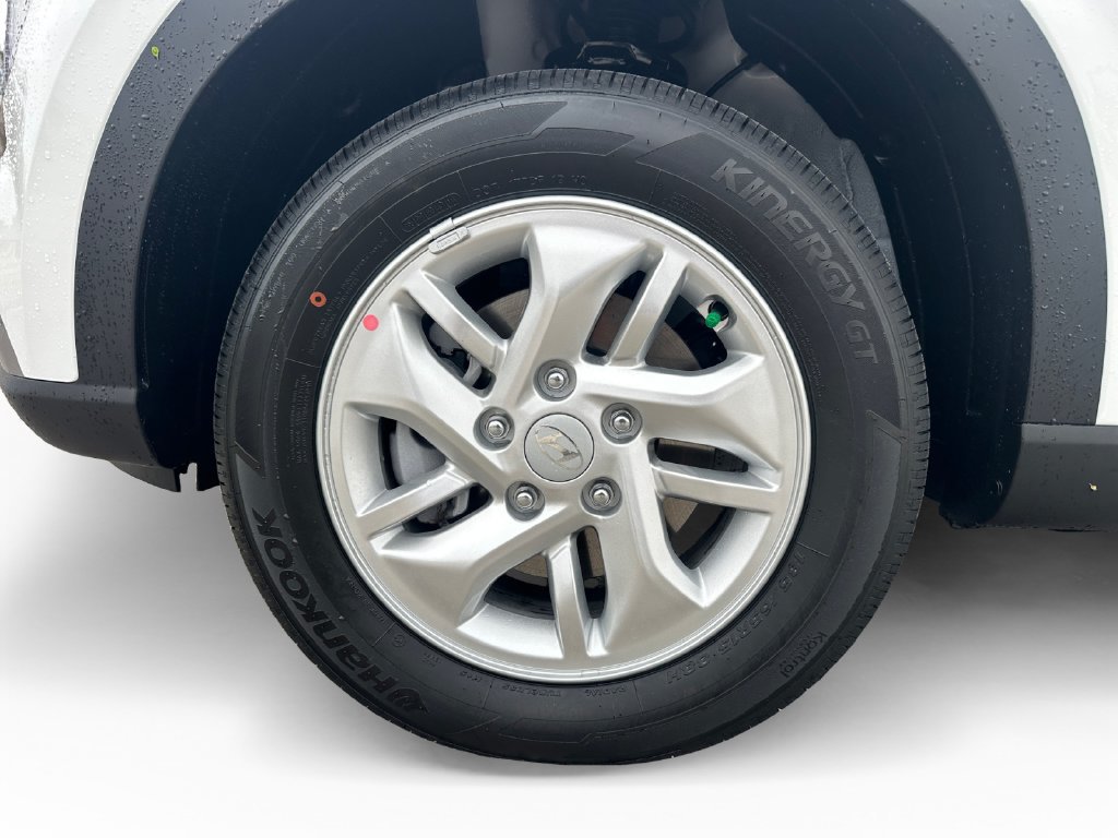 New 2026 Hyundai Venue SE FWD image 9