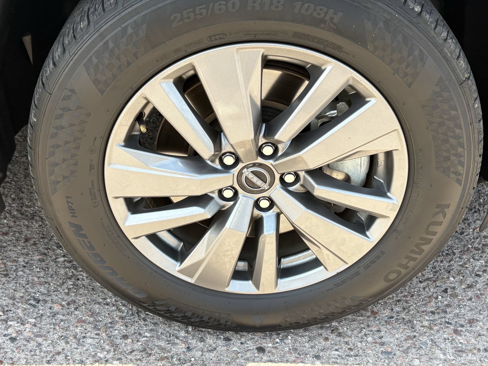 Used 2025 Nissan Pathfinder SV AWD/4WD image 11