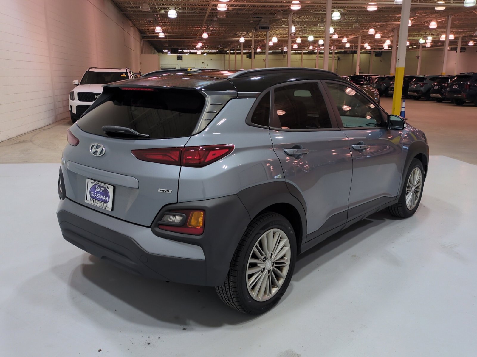 Used 2018 Hyundai Kona SEL AWD/4WD image 3