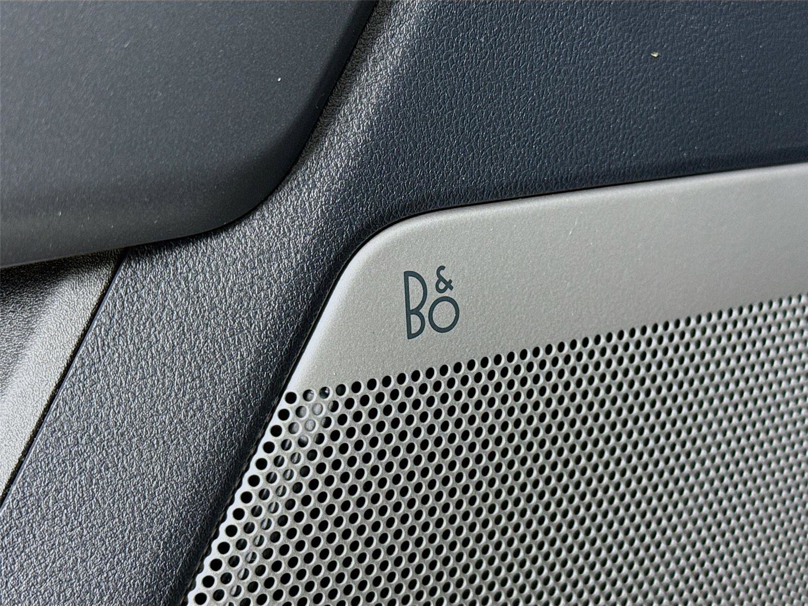 Used 2024 Ford F350 Lariat w/ Chrome Package image 19