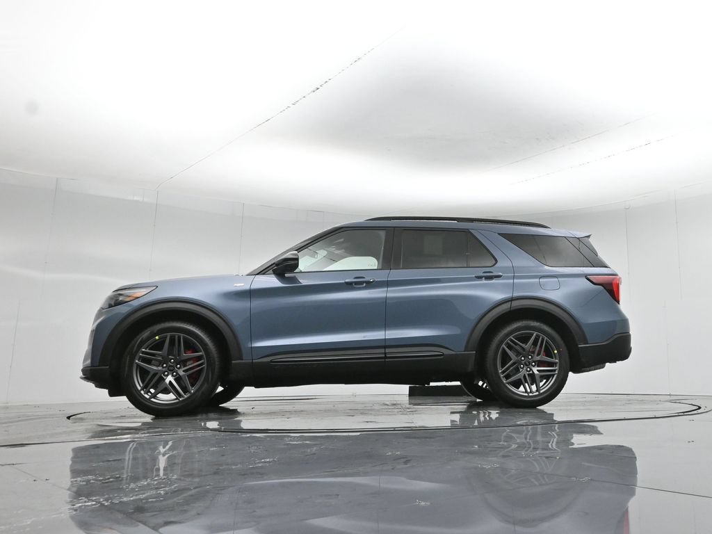 New 2026 Ford Explorer ST-Line w/ ST-Line Street Pack RWD image 7
