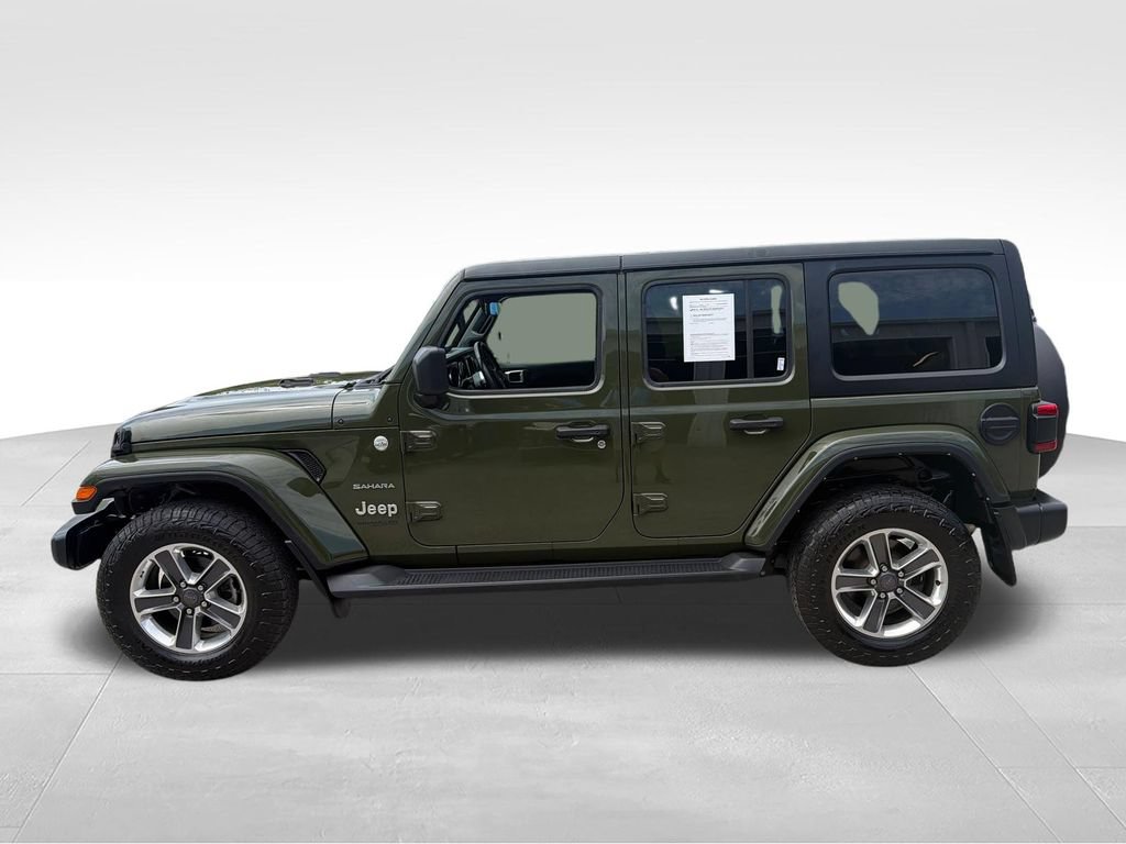 Used 2022 Jeep Wrangler Unlimited Sahara w/ Dual Top Group AWD/4WD image 2