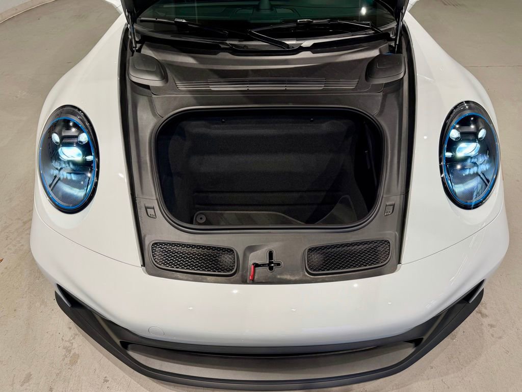 Used 2022 Porsche 911 GT3 w/ Extended Leather Package image 40