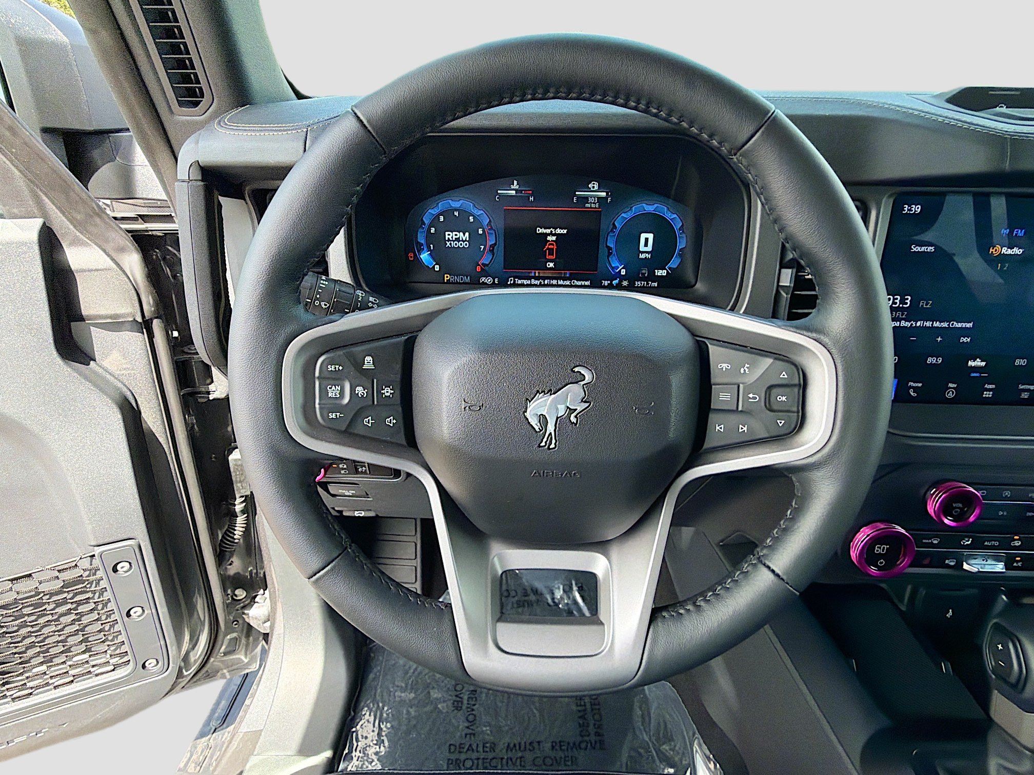 Used 2025 Ford Bronco Badlands AWD/4WD image 37