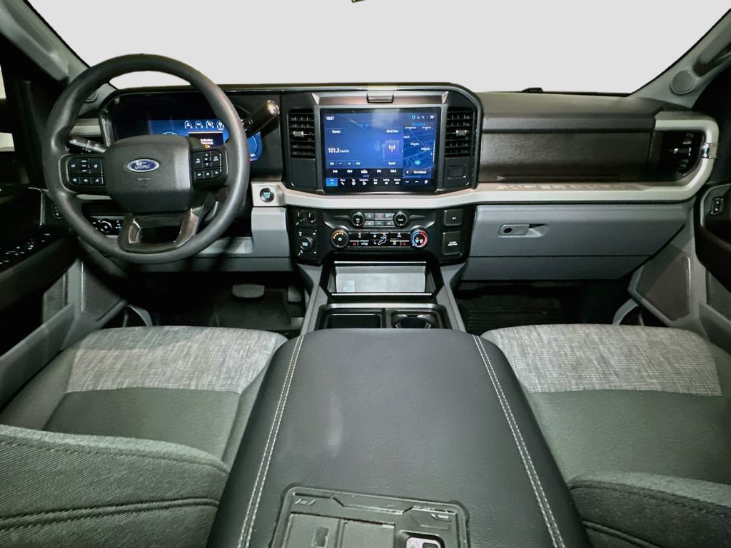 Certified 2026 Ford F350 XLT w/ XLT Premium Package AWD/4WD image 9
