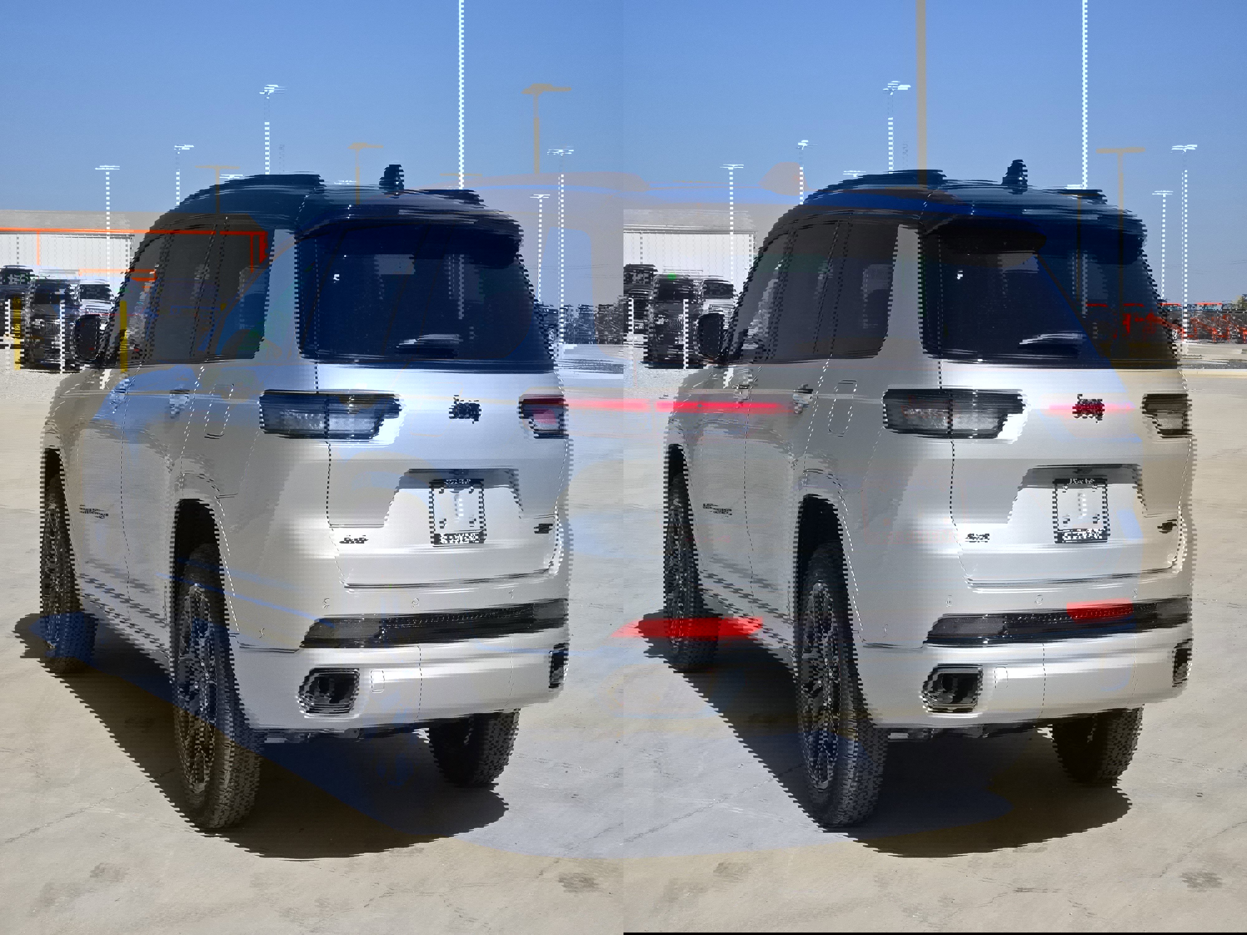 New 2025 Jeep Grand Cherokee L Summit w/ Obsidian Package image 4