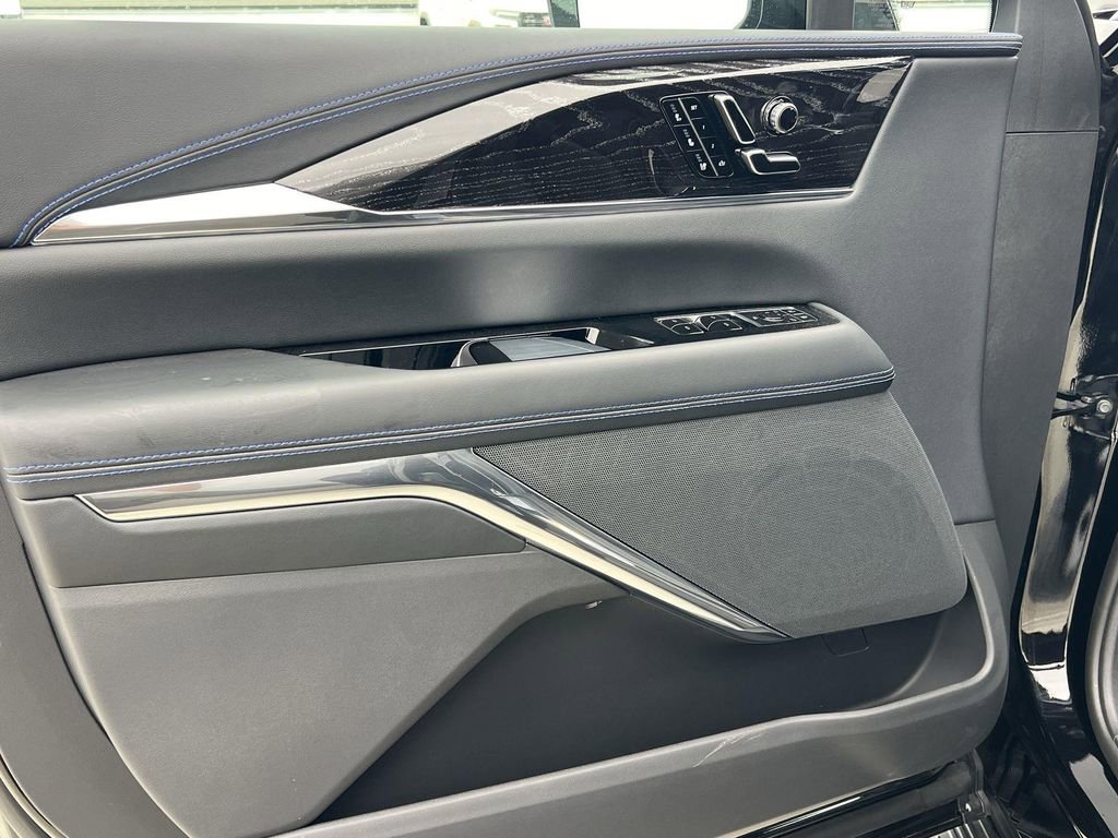 New 2026 Cadillac Escalade IQ Luxury 1 AWD/4WD image 10