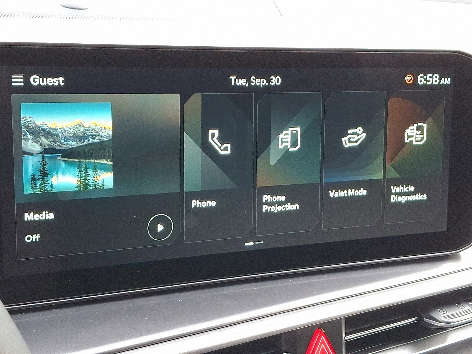 New 2026 Kia Sorento LX FWD image 9