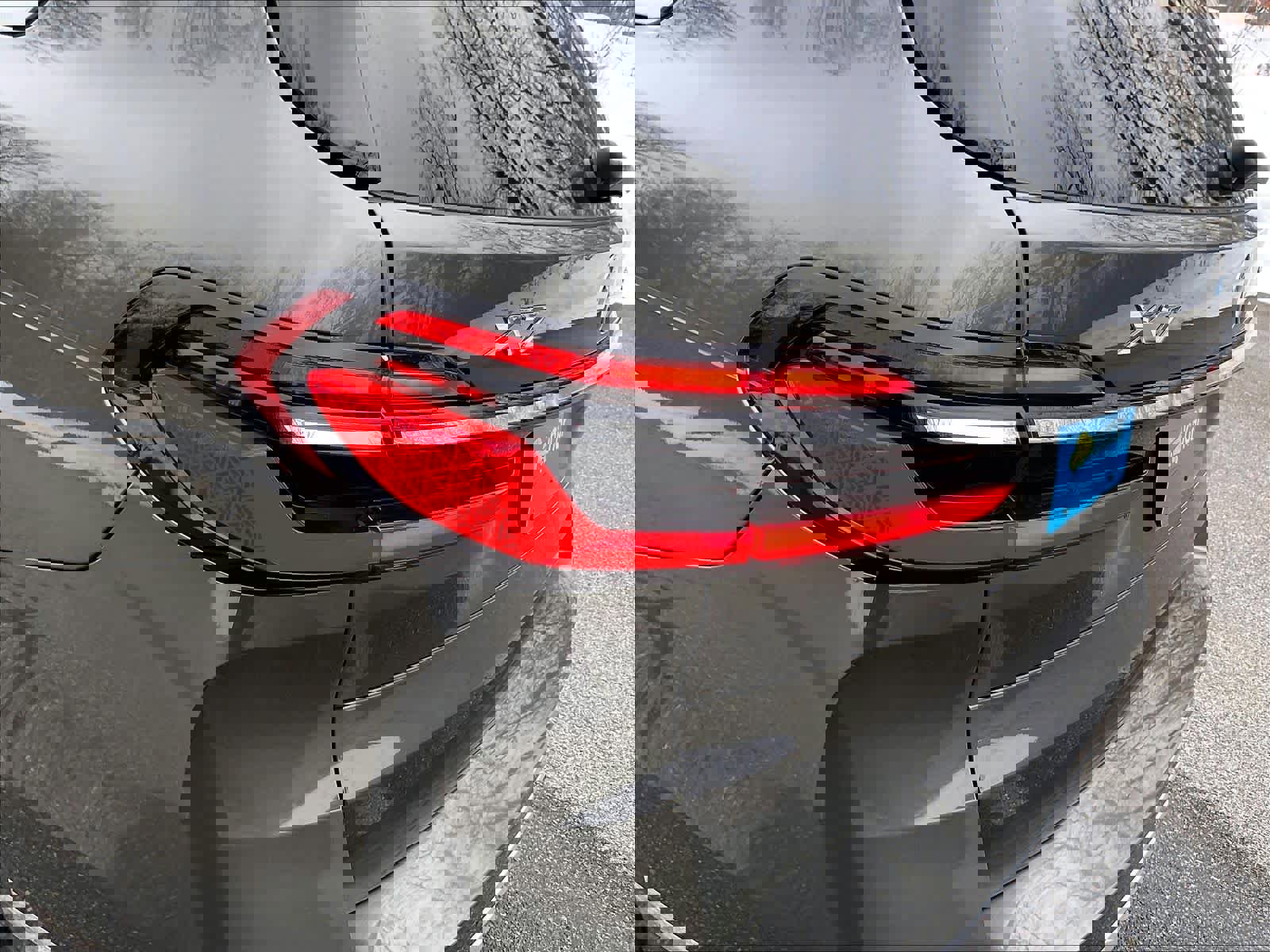 Used 2024 BMW X7 xDrive40i w/ Executive Package image 33