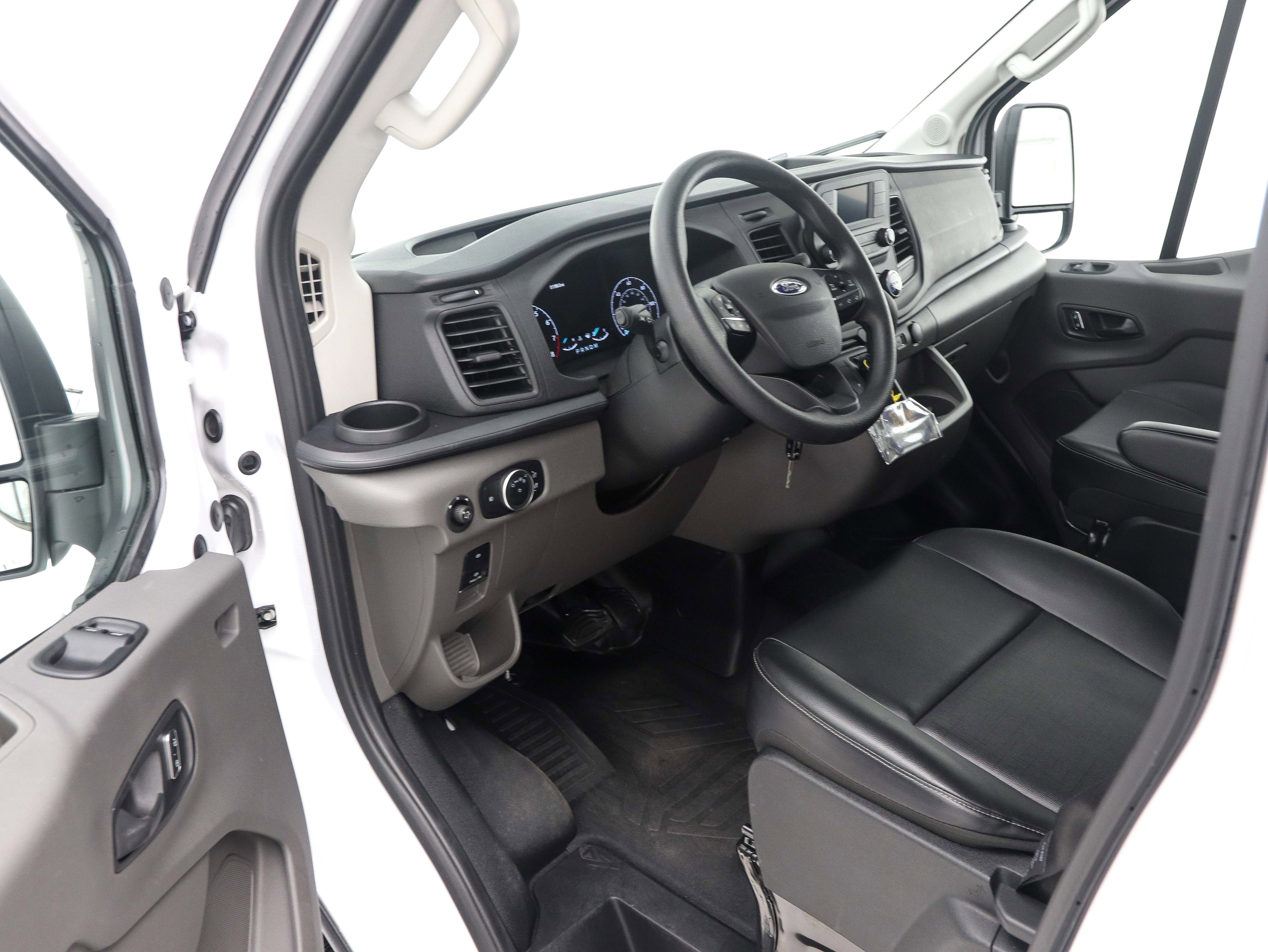 Used 2025 Ford Transit 250 148 High Roof image 19