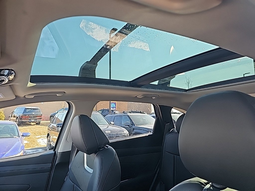 New 2026 Hyundai Tucson Limited image 29