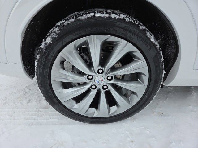 Used 2025 Buick Envista Avenir image 64