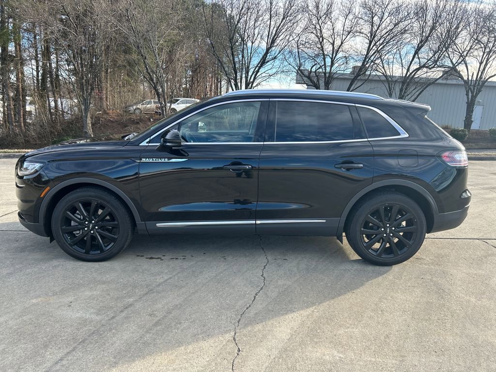 Certified 2023 Lincoln Nautilus Reserve w/ Monochromatic Package image 2