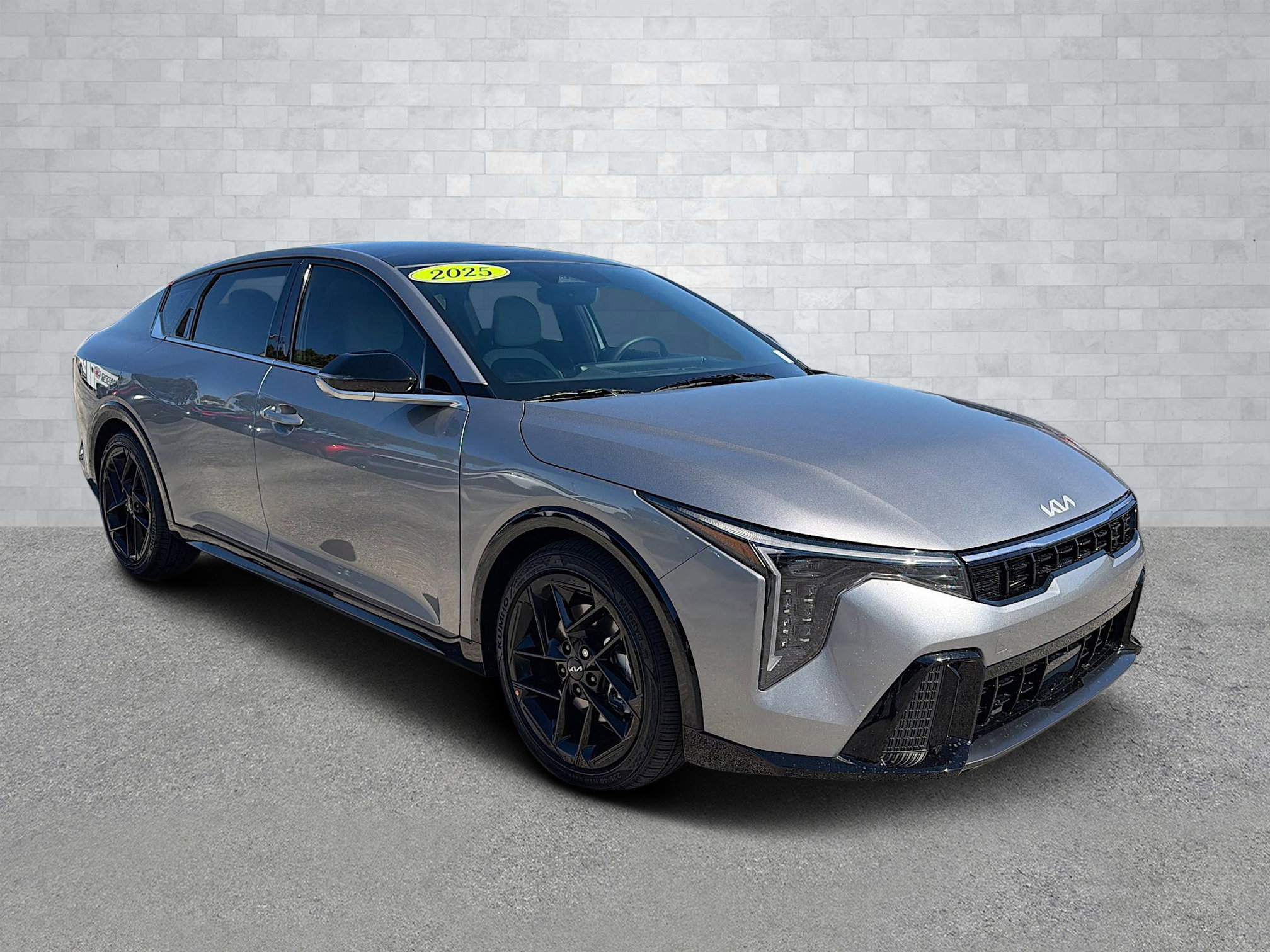 Used 2025 Kia K4 GT-Line Turbo image 1