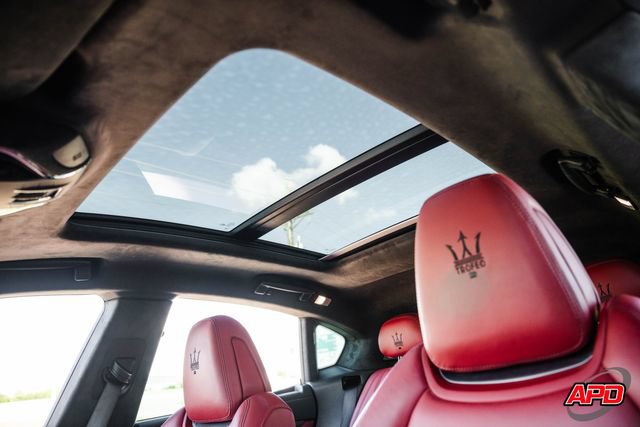 Used 2019 Maserati Levante Trofeo AWD/4WD image 28
