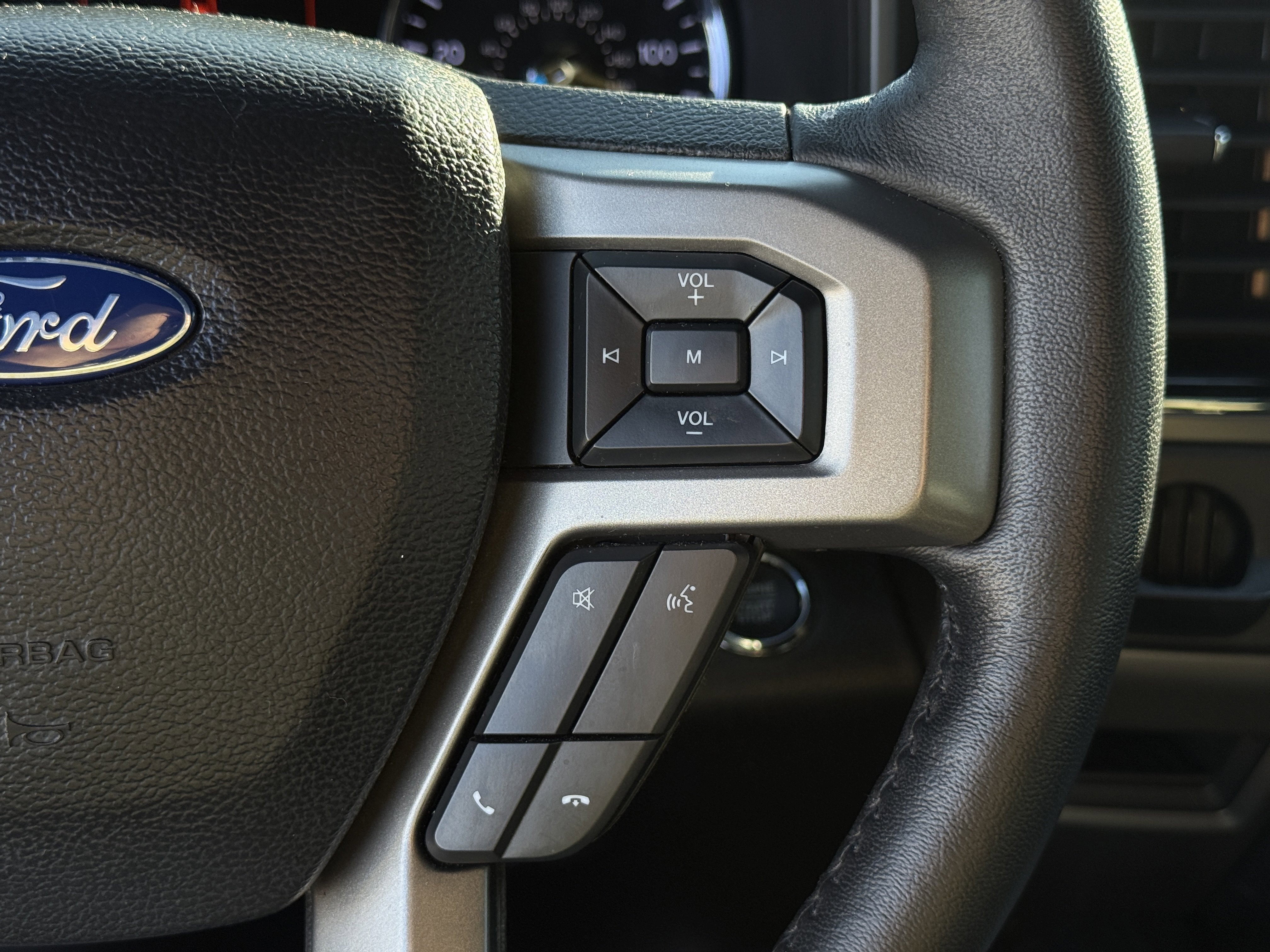 Used 2021 Ford Expedition XLT image 17