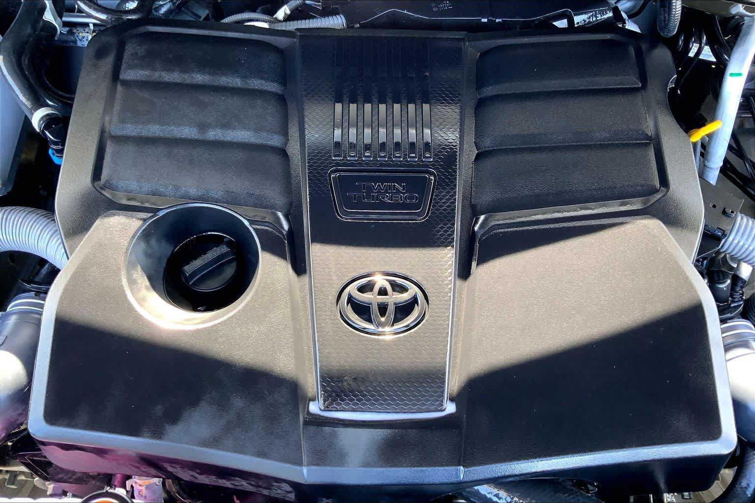Used 2026 Toyota Tundra SR5 w/ SX Package AWD/4WD image 31
