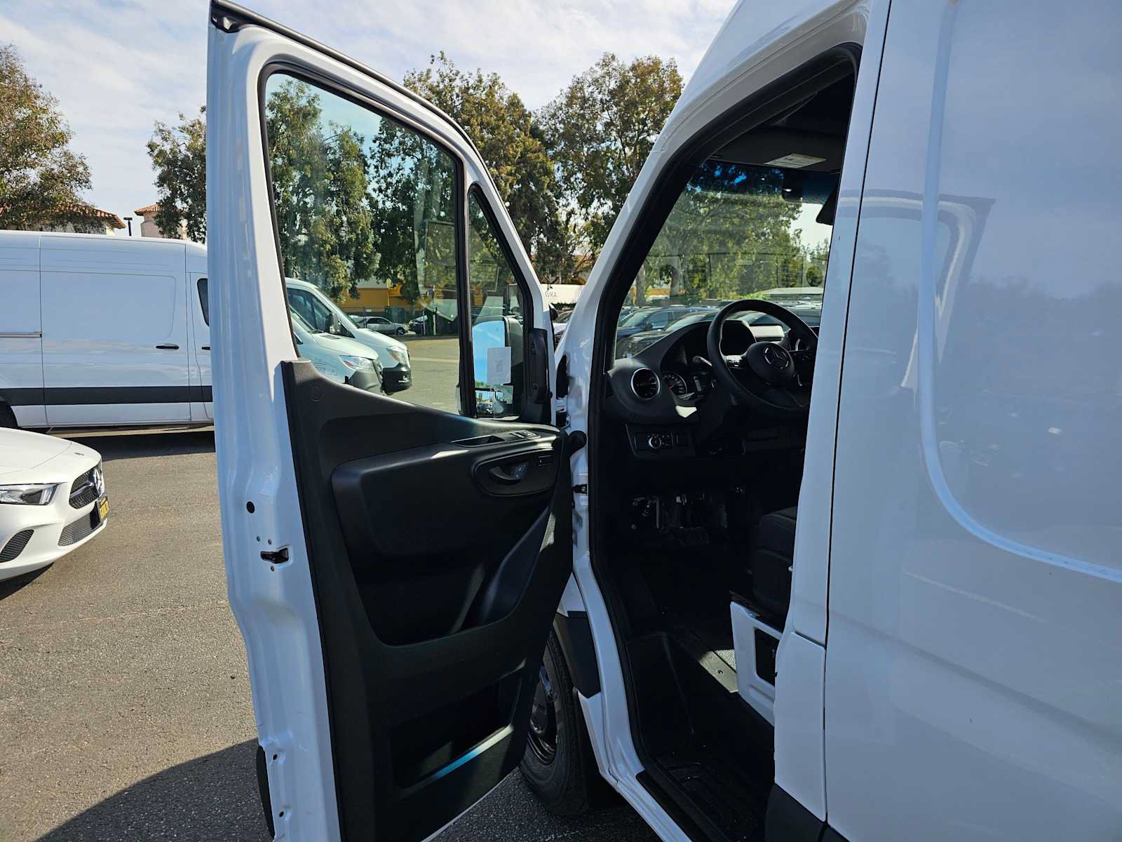 New 2026 Mercedes-Benz Sprinter 2500 image 19