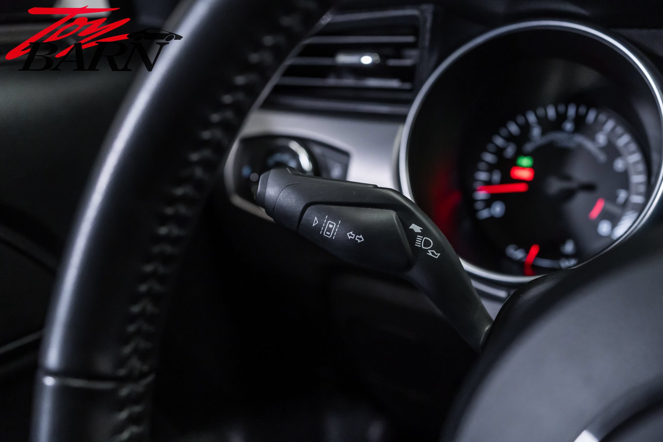 Used 2023 Ford Mustang GT RWD image 32