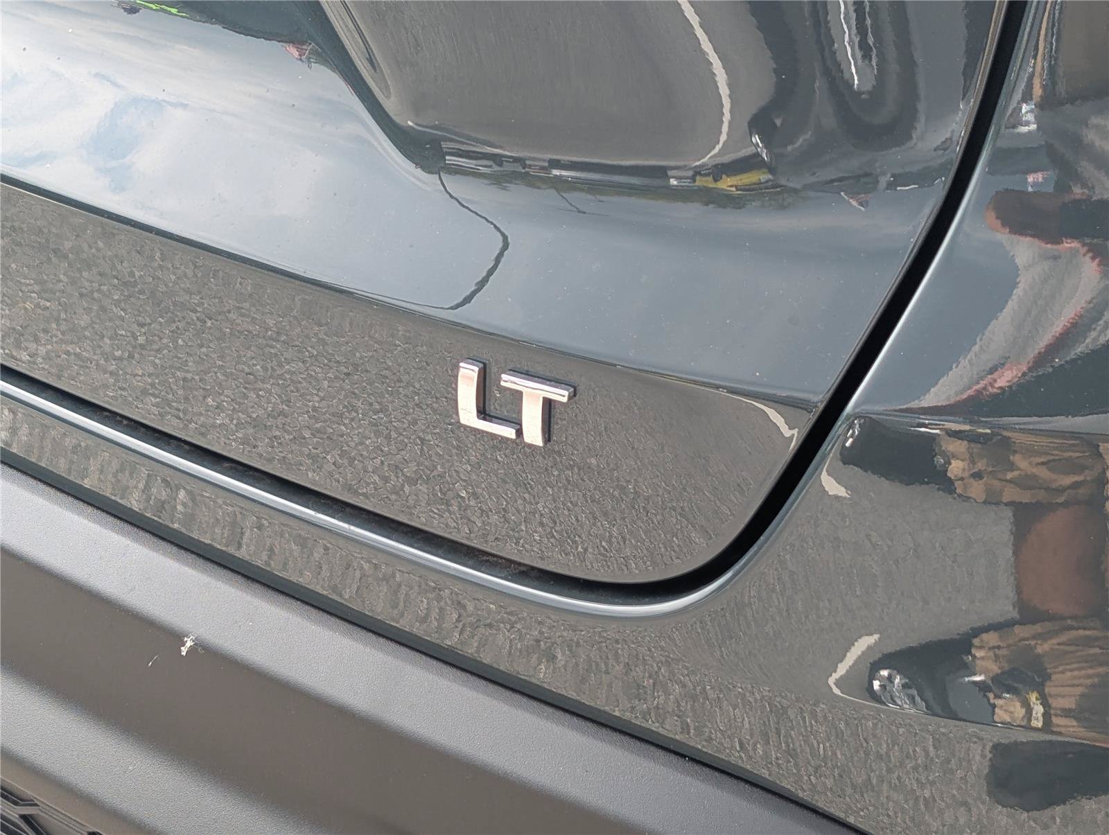 New 2026 Chevrolet Trax LT FWD image 6