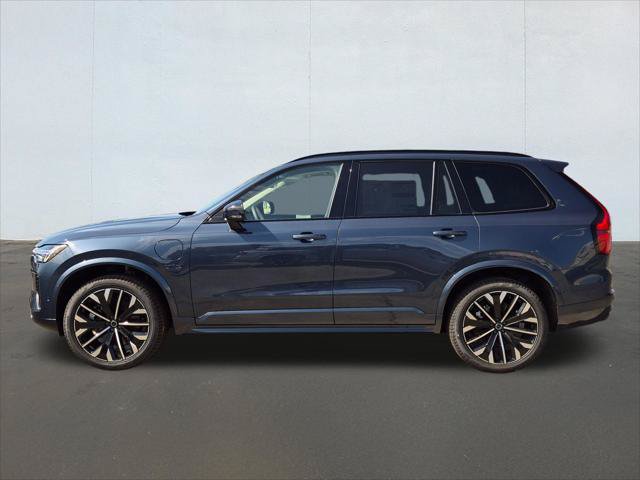 New 2026 Volvo XC90 T8 Ultra w/ Protection Package AWD/4WD image 3