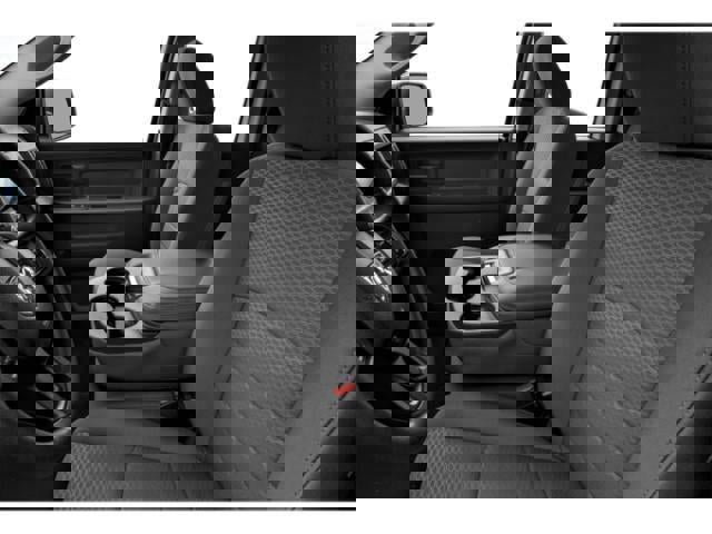 Used 2015 RAM 1500 Express image 9