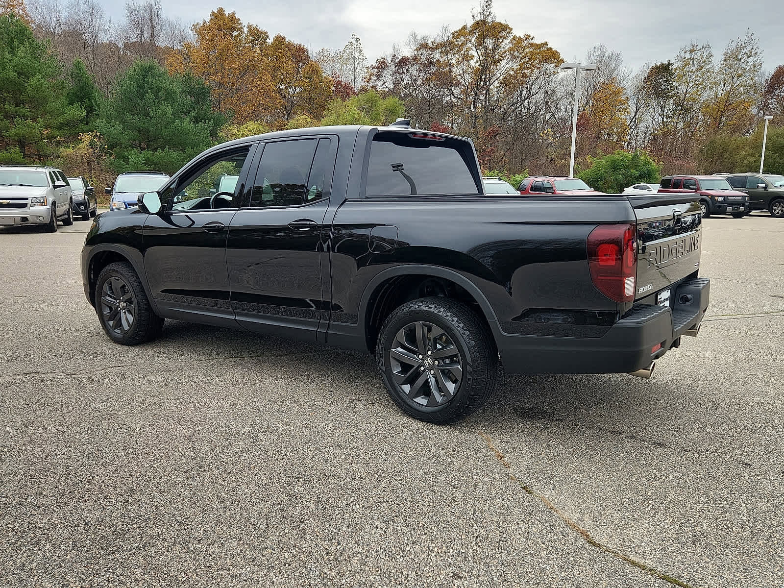 Used 2025 Honda Ridgeline Sport image 7