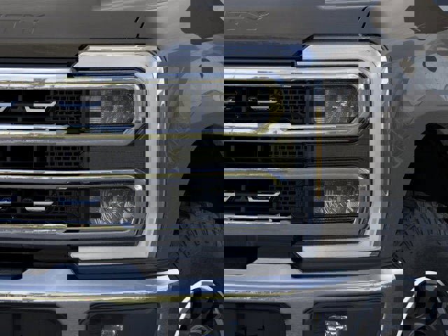 New 2026 Ford F250 4x4 Crew Cab Super Duty image 18