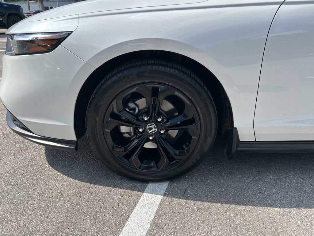 Used 2025 Honda Accord SE image 48
