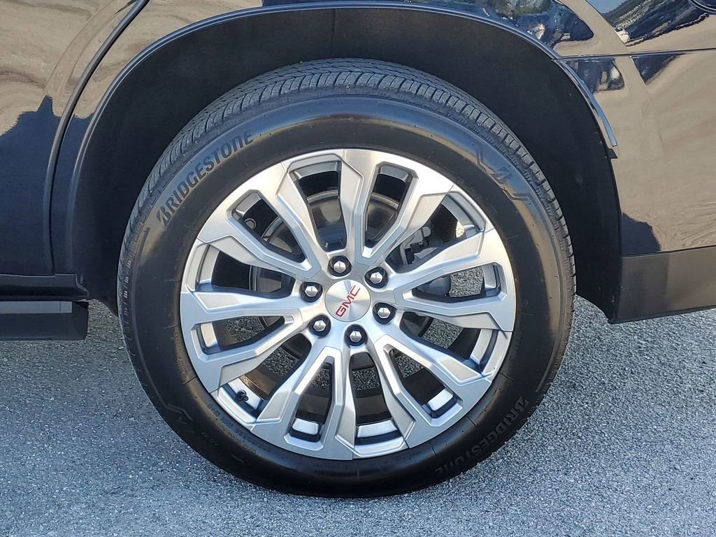 Used 2022 GMC Yukon Denali w/ Max Trailering Package image 18