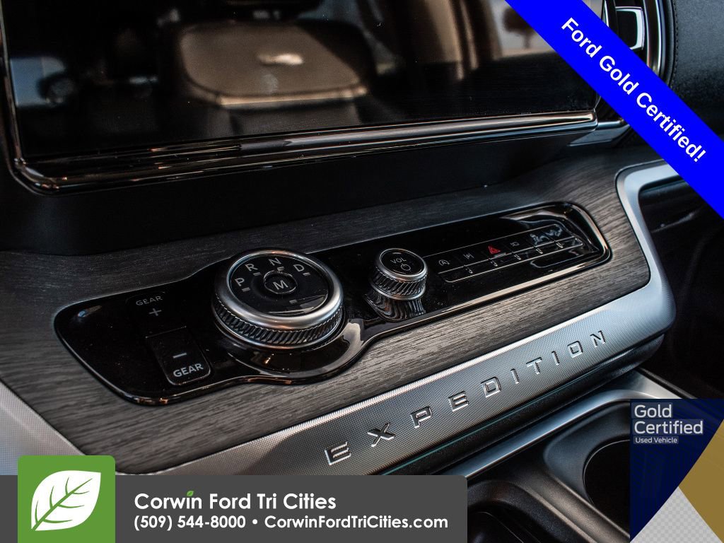 Used 2025 Ford Expedition Max Platinum image 14
