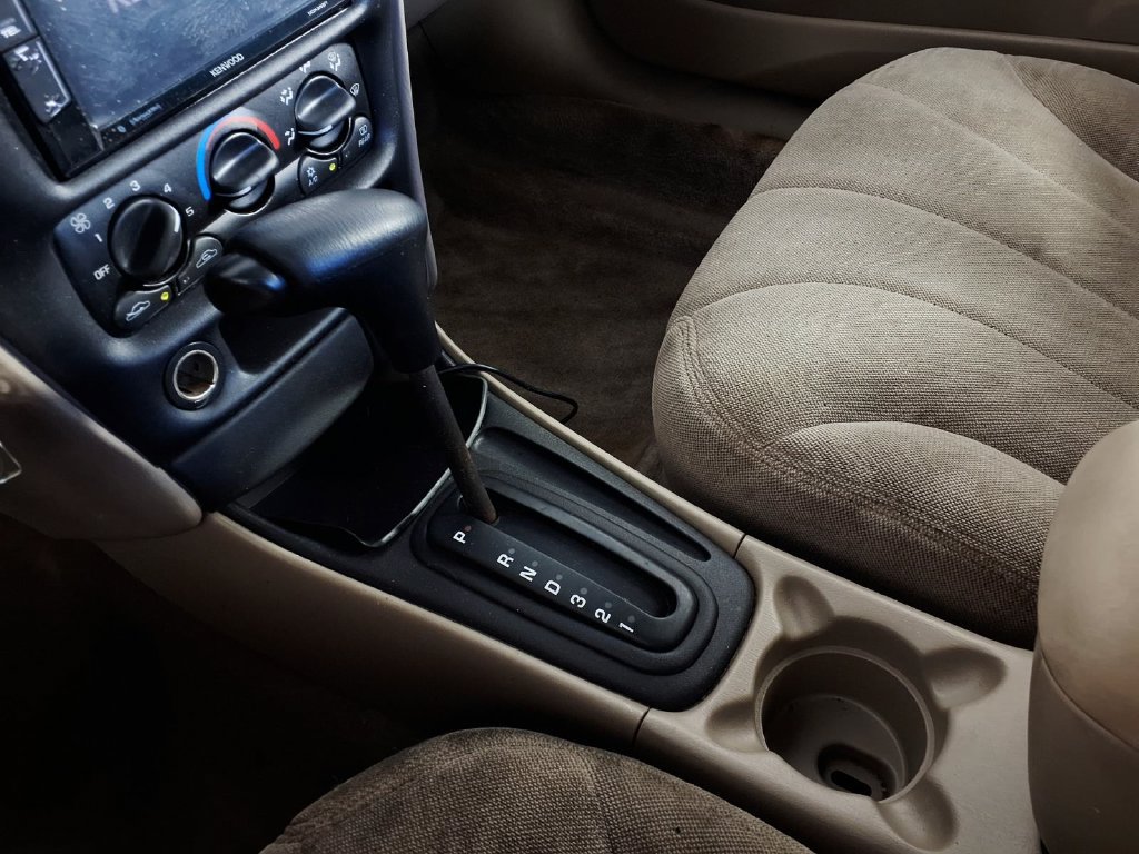 Used 2003 Chevrolet Malibu V6 FWD image 19